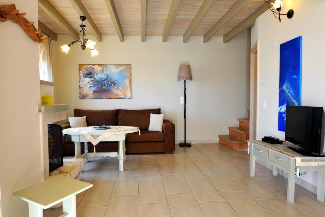 Villa Theodora View Apartments Zeys Агиос-Георгиос-Пагон Экстерьер фото